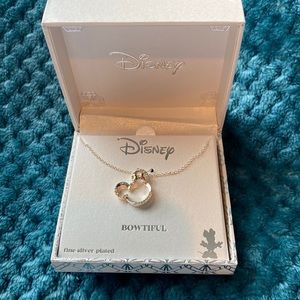 Disney New Minnie Head charm necklace.